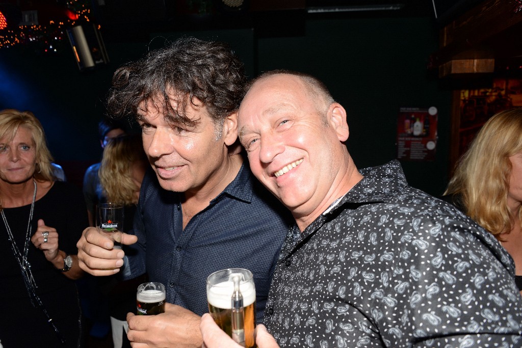 ../Images/Live muziek met Arthur van Steyn in Madero 070.jpg